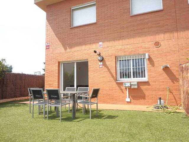 Casa adosada en Venta en Pinemar