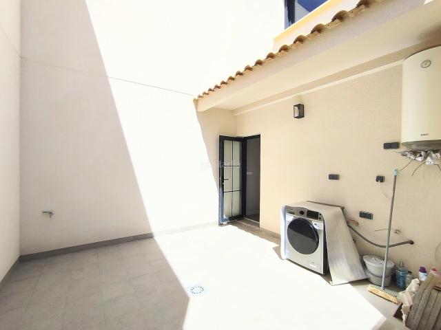 Casa adosada en venta en Pinoso. Casas adosadas.