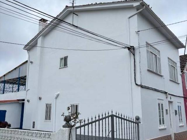 Casa adosada en Venta en Piñeiros Freixeiro