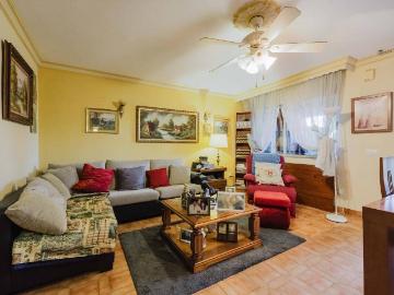 Casa adosada en Venta en Platero El Limón