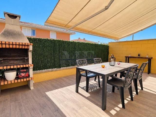 Casa adosada en Venta en Platja de Mont roig