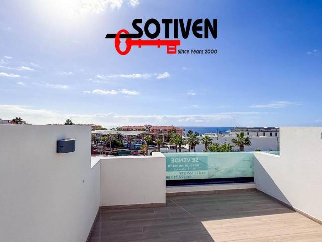 Casa adosada en Venta en Playa de San Juan