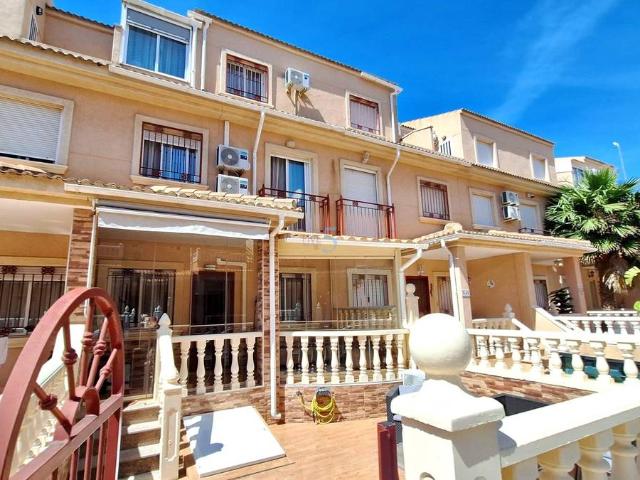 Casa adosada en Venta en Playa Flamenca
