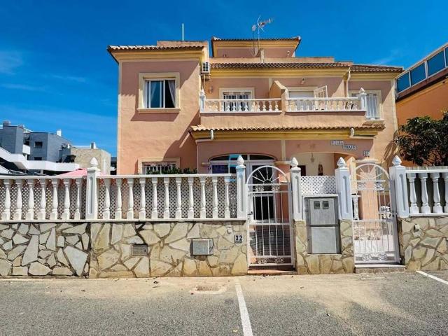Casa adosada en Venta en Playa Flamenca