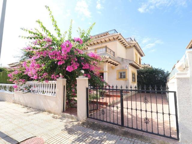 Casa adosada en Venta en Playa Flamenca