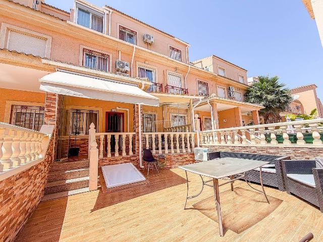 Casa adosada en Venta en Playa Flamenca