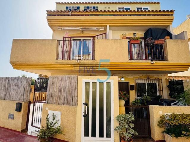 Casa adosada en Venta en Playa Flamenca