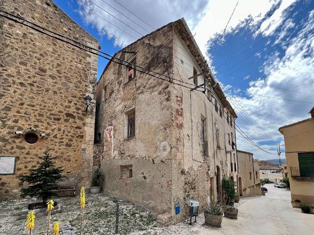 Casa adosada en venta en plaza De L'església, Gratallops, de 280 m² 1 habitación por 150.000