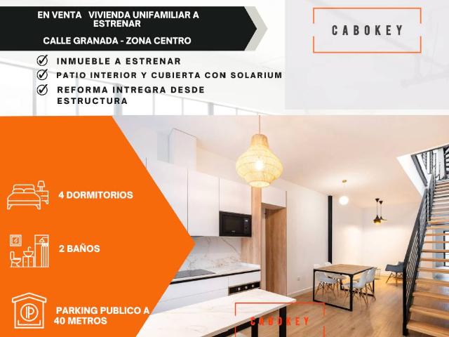 Casa adosada en Venta en Plaza de Toros Santa Rita