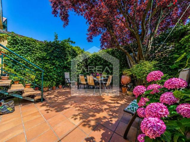 Casa adosada en Venta en Prado Santo Domingo Ensanche