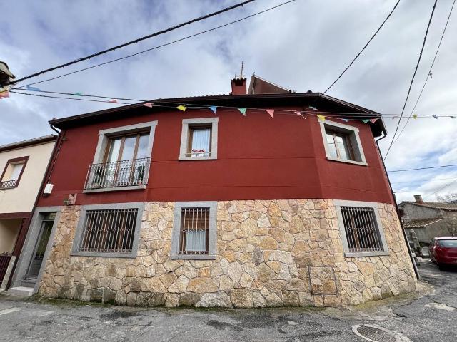 Casa adosada en Venta en Pradosegar