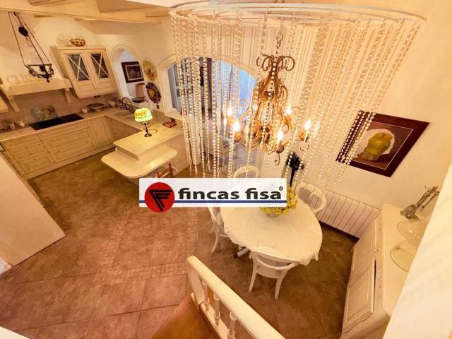 Casa adosada en venta en Premià de Mar, Zona Alta. Casas adosadas Premià de.