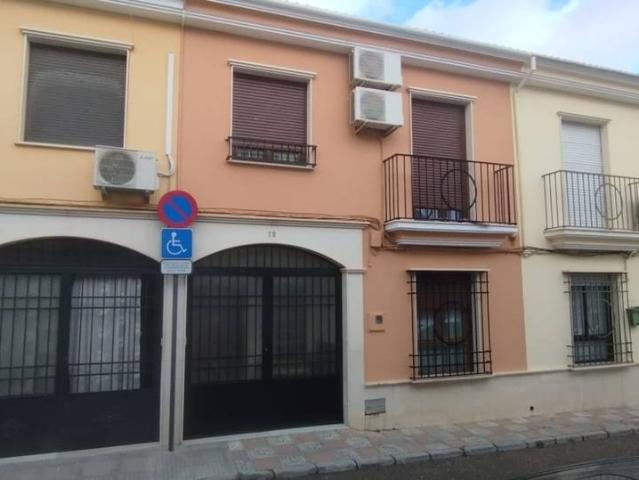 Casa adosada en Venta en Priego de Córdoba