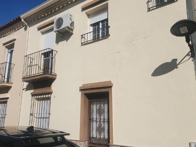 Casa adosada en Venta en Puebla de la Calzada