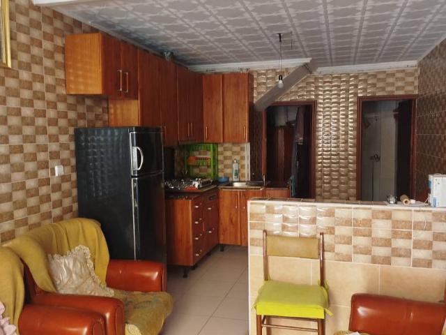 Casa adosada en Venta en Pueblo