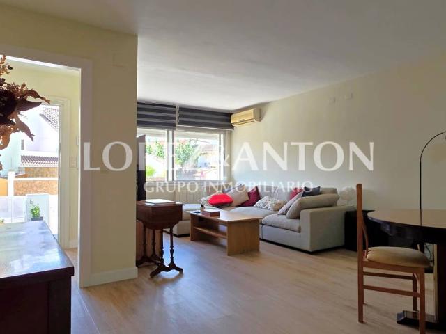 Casa adosada en Venta en Pueblo