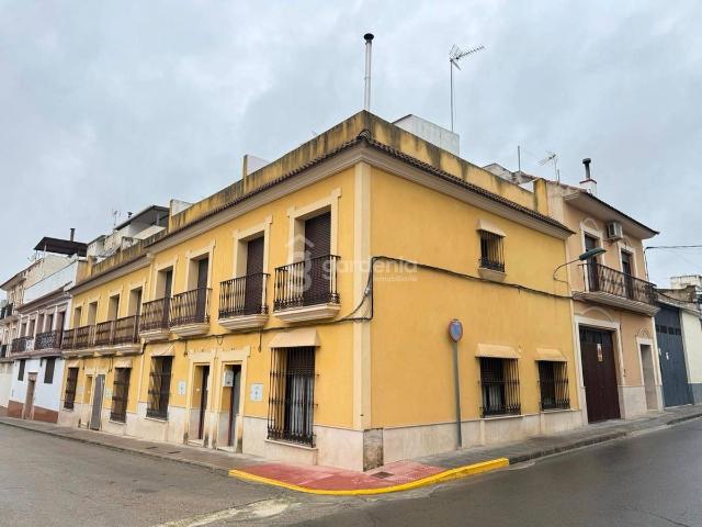 Casa adosada en Venta en Puente Genil