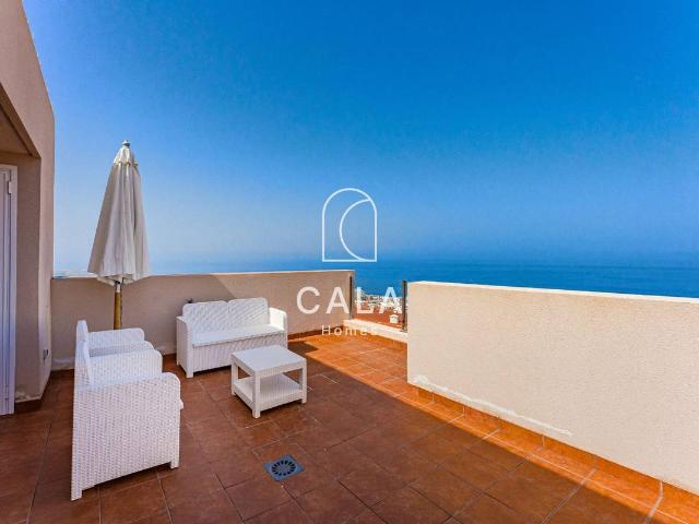 Casa adosada en Venta en Puerto de Santiago