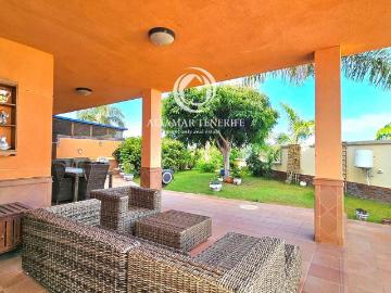 Casa adosada en Venta en Puerto de Santiago