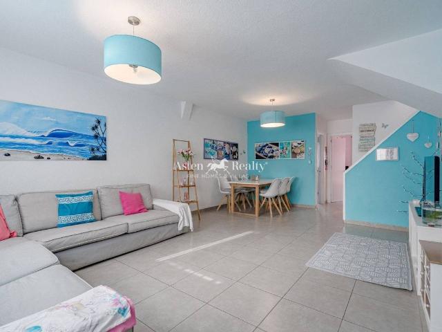 Casa adosada en Venta en Puerto de Santiago