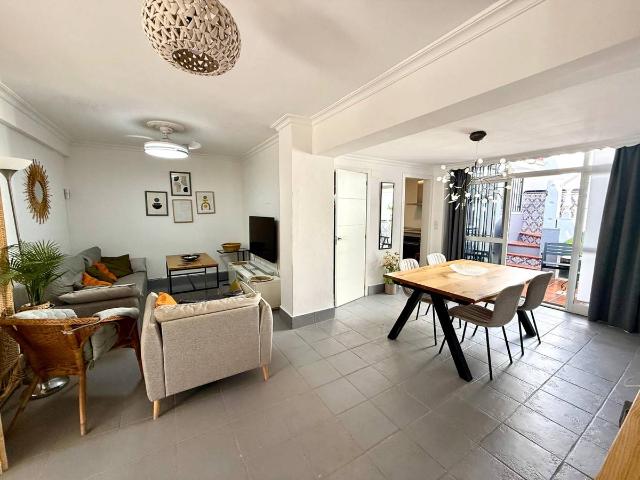 Casa adosada en Venta en Puerto Deportivo