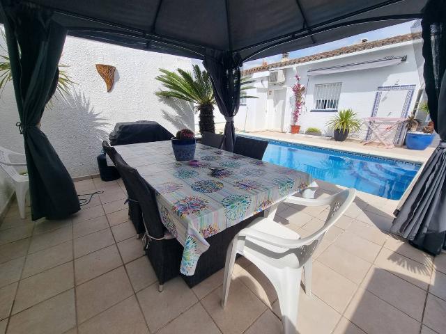 Casa adosada en Venta en Puigmal Mas Nou