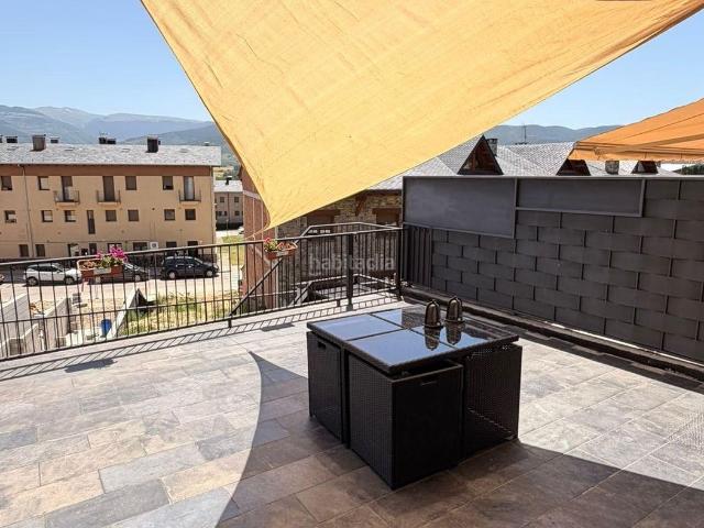 Casa adosada en venta en Puigcerdà Pirineos. CASA DE OBRA NUEVA EN PUIGCERDÀ ESPACIO, CONFORT Y EFICIENCIA ENERGÉTICA EN LA CERDANYA. Casas adosadas.