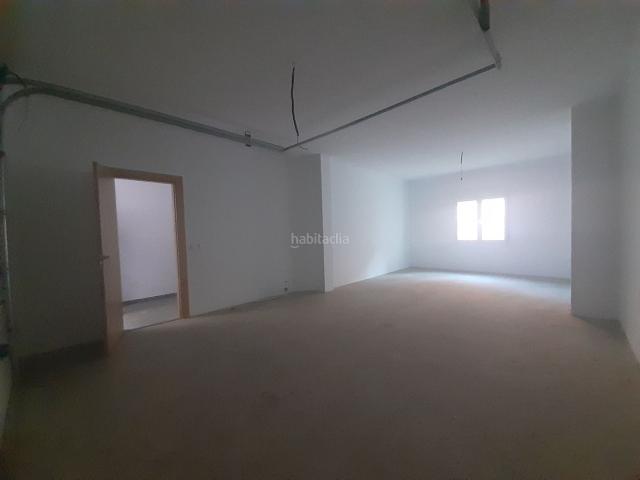 Casa adosada en venta en Quel. Casas adosadas.