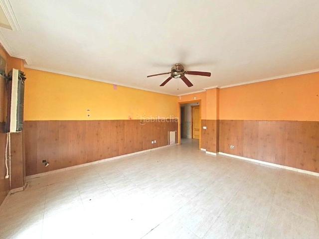 Casa adosada en venta en Quer. Casas adosadas.