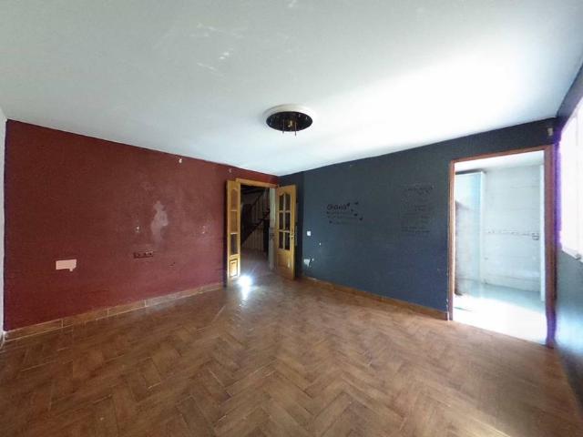 Casa adosada en Venta en Quintanar de la Orden