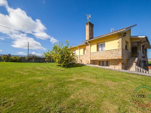 Casa adosada en Venta en Quintes Arroes