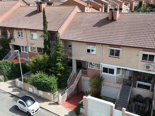 Casa adosada en venta en Rozas de Madrid Las, Monte Rozas. Ubicación Inmejorable. Casas adosadas Rozas de Madrid.