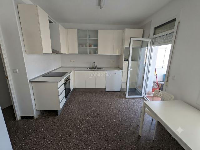 Casa adosada en venta en Roda de Ter. Espectacular casa adossada a Roda de Ter Zona Guarderia: Espai, comoditat i llum natural. Casas adosadas Roda de.