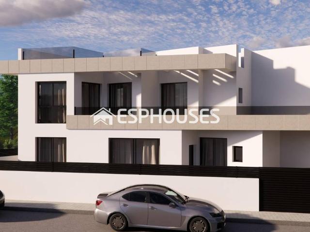 Casa adosada en Venta en Centro