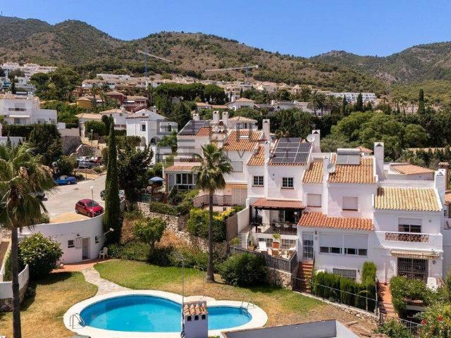 Casa adosada en Venta en Rancho Domingo La Hacienda