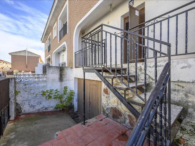 Casa adosada en Venta en Recas