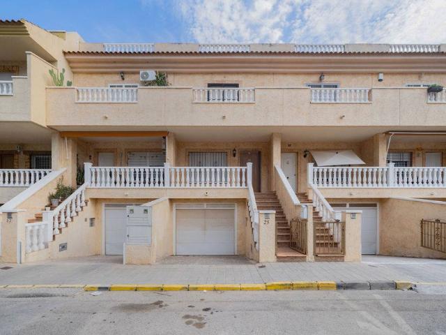 Casa adosada en Venta en Redován