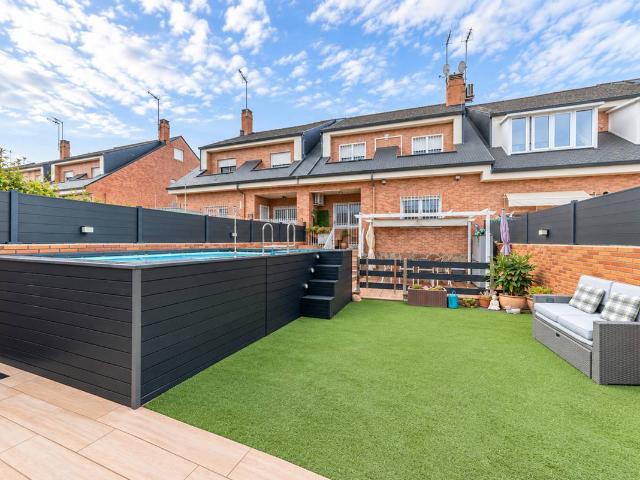 Casa adosada en Venta en Restón I Restón II