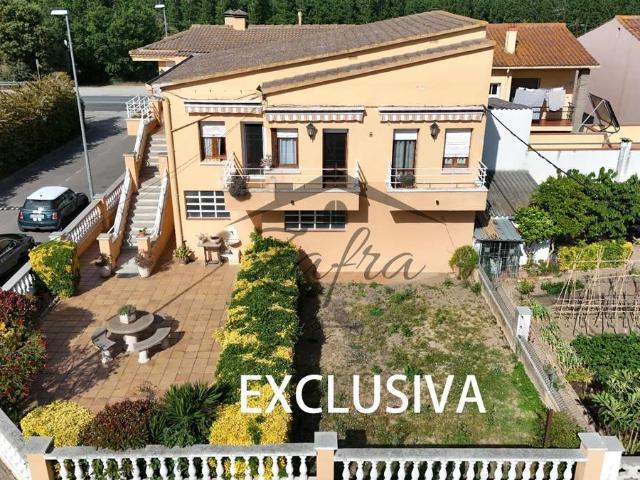 Casa adosada en Venta en Riudarenes