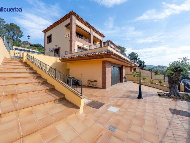 Casa adosada en Venta en Riudecanyes