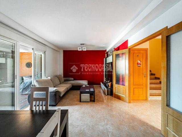 Casa adosada en Venta en Rivas Futura