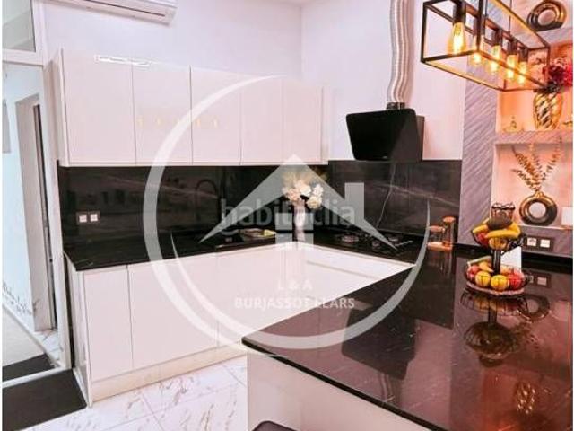 Casa adosada en venta en Riba roja de Túria. TU NUEVO HOGAR EN RIBAROJA DE TÚRIA AMPLITUD, TERRAZA, PATIO Y 4 DORMITORIOS. Casas adosadas Riba roja de.