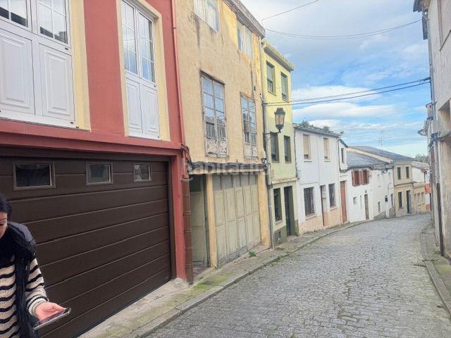 Casa adosada en venta en Ribadeo. CASA ADOSADA. Casas adosadas.