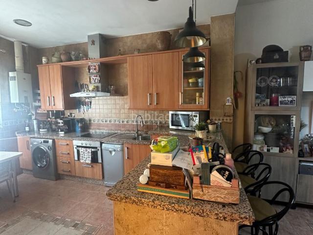 Casa adosada en venta en Riogordo. ? ¡Espectacular casa en Riogordo lista para entrar a vivir! ?. Casas adosadas.