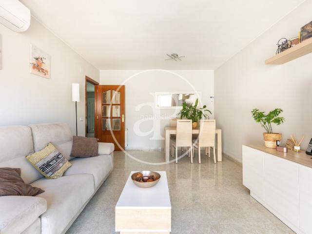 Casa adosada en venta en Rubí, Ca n´Oriol. Casa en venta en Rubí. Casas adosadas.