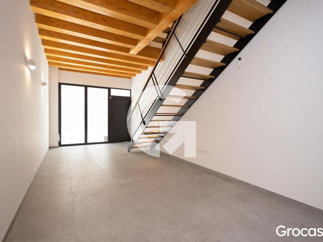 Casa adosada en venta en Rubí, Centre. CASA ADOSADA OBRA NUEVA EN EL CENTRO. Casas adosadas.