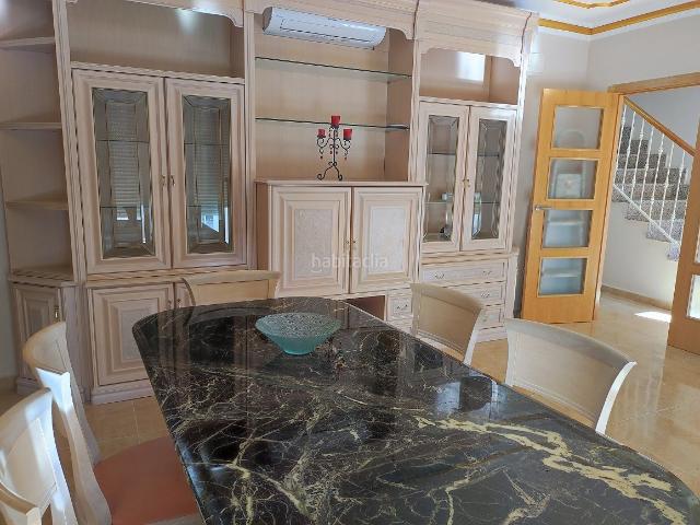 Casa adosada en venta en Tobarra. Casas adosadas.