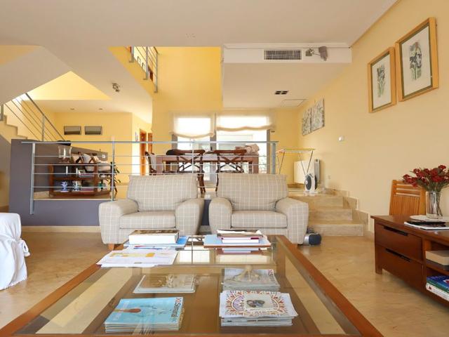 Casa adosada en venta en Toledo, Buenavista Valparaíso La Legua. Casas adosadas.