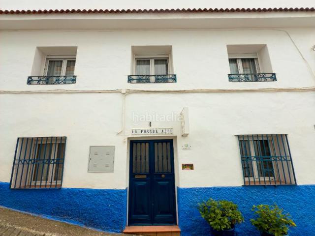 Casa adosada en venta en Tolox. Propiedad de 6 dormitorios con licencia turística. Casas adosadas.