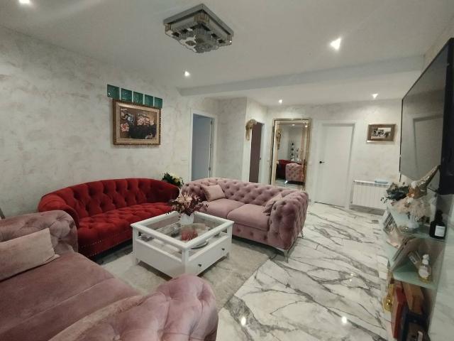 Casa adosada en Venta en Tomelloso